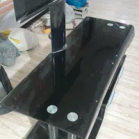 میز تلوزیون شیشه ای مشکی|میز تلویزیون|شاهینشهر, طالقانی|دیوار