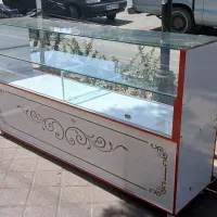 ویترین مغازه