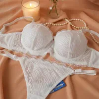 لباس زیر زنانه