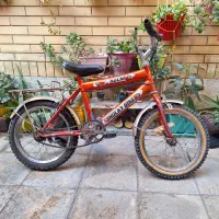 دوچرخه وسه چرخه