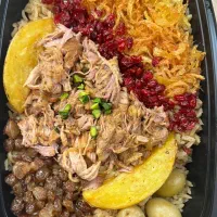 نیروی اشپز و تمیز کار منزل خانم