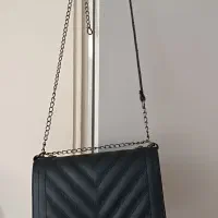 کفش و کیف|کیف، کفش، کمربند|گلبهار, شهر جدید گلبهار|دیوار