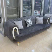 کاناپه ۴ نفره کاملا محکم، سالم و نو