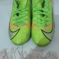 کفش چمن|کیف، کفش، کمربند|نیشابور, هفده شهریور|دیوار