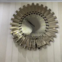 ساعت دیواری آینه ای بزرگ