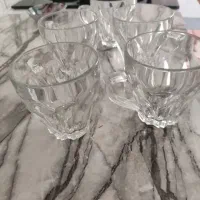 استکان چای سالم به فروش می‌رسد