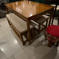 تخت و میز و صندلی