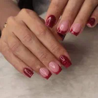 آموزش کاشت ناخن و خدمات ناخن ارزان در منزل مشتری