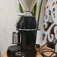 دستگاه آسیاب قهوه