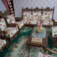 فروش فوری مبلمان کلاسیک تمام چوب ۹ نفره