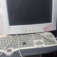 یکدستگاه کامپیوتر خانگی
