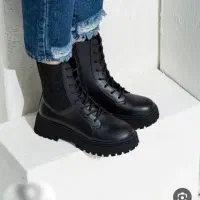 نیم بوت نو|کیف، کفش، کمربند|نیشابور, ده حلاج|دیوار