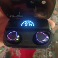 یه سری وسایل موبایل،ایرپاد،پاوربانک،شارژرفندکی،اصل