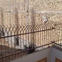 حفاظ و نرده بلند میلگردی،در حدنو