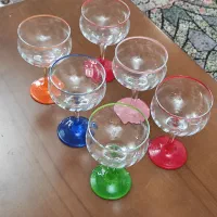 تعدادی ظروف پذیرایی با جعبه|ظروف سرو و پذیرایی|رشت, معلم|دیوار