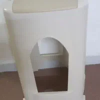 چهار پایه پلاستیکی بلند