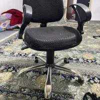 میز و‌صندلی چرخدار