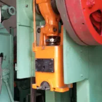 پرس ضربه ای روسی در تناژ 16 25 40 63 100|ماشین‌آلات صنعتی|تهران, افسریه جنوبی|دیوار