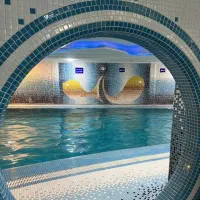 اجاره ساعتی ورزانه استخر  مرکز شهر