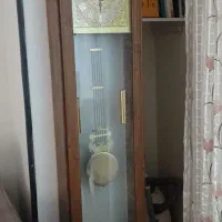 ساعت دیواری  ایستاده و جا کفشی