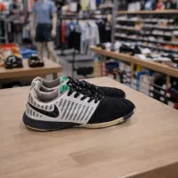 کفش فوتسال سایز ۴۳ /۴۲