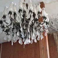 لوستر قدیمی بسیارنفیس پرشاخه|لوستر و چراغ آویز|خرم‌آباد (تنکابن), |دیوار