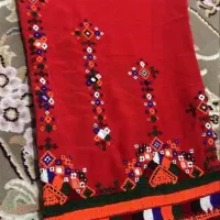 سه دست لباس دست دوم