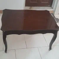 میزجلومبلی