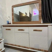 میز تی وی اینه کنسول