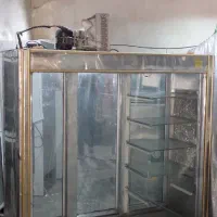 یخچال نوشابی و ایستاده