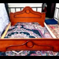 تخت خواب چوب گردو