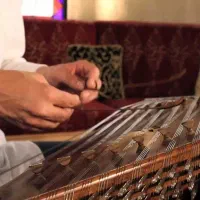 تدریس سنتور در منزل شما