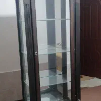 تخت، میز تحریر، بوفه، مبل، میز آرایش|بوفه، ویترین، کنسول|شیراز, گویم|دیوار