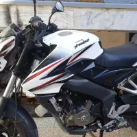 ns200‌‌‌باک‌سفید|موتورسیکلت|بروجرد, |دیوار