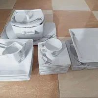 سرویس چینی  کامل  هجده نفره مارک پارمیس