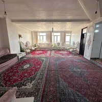 آپارتمان شخصی ساز /۱۲۰ متر / بر خیابان