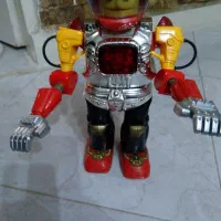 اسباب بازی آدم اهنی