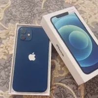 اپل iPhone 12 با حافظهٔ ۲۵۶ گیگابایت