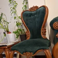 صندلی چوبی
