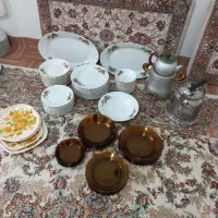 ظروف چینی گل سرخی زرین
