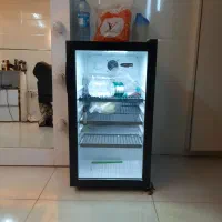 یخچال 5فوت شیشه ای ایستکول