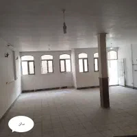 یک باب منزل مسکونی همکف