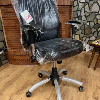 صندلی چرخشی|مبلمان اداری|میانه, |دیوار