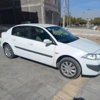 مگان ۲۰۰۰ اتومات