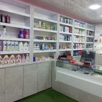 دکوراسیون مغازه ویترین قفسه برای آرایش بهداشتی|فروشگاه و مغازه|میناب, |دیوار