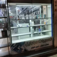 ویترین المینیوم