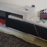 میز تلویزیون و ال سی جنس دی ام دی اف