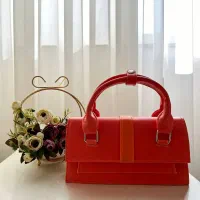 کیف|کیف، کفش، کمربند|نیشابور, بزرگمهر|دیوار