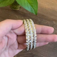 النگو|جواهرات|مشهد, سرافرازان|دیوار