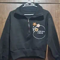 شلوار لی و هودی